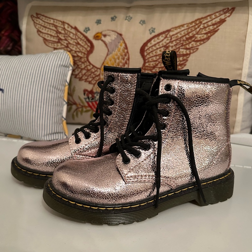 Dr. Martens Kids